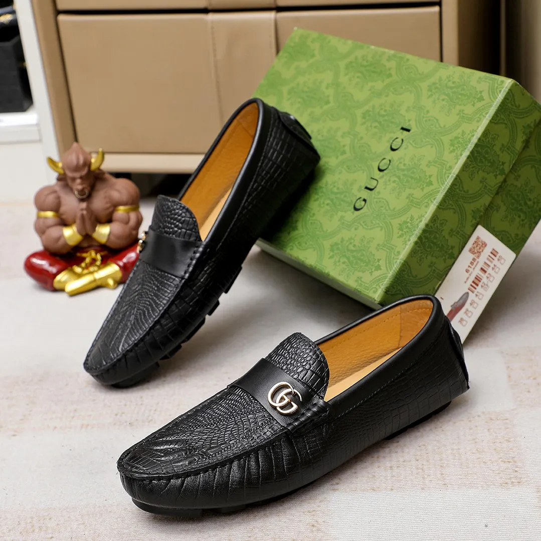 Men's shoes💰360💰🕷🕷️【 GUCCI 】Gucci's best-selling trendy men's casual slip-on shoes 🇨🇳Official website original 1:1 mold 💯Original quality, fine workmanship ☘Fashionable and versatile, perfect shape, comfortable on the feet 🍓Trendy men's recommended model, imported cowhide on the top layer 🎋High-quality pigskin lining, rubber wear-resistant and non-slip outsole, high-end atmosphere, worth owning 🍉Optional 38-44